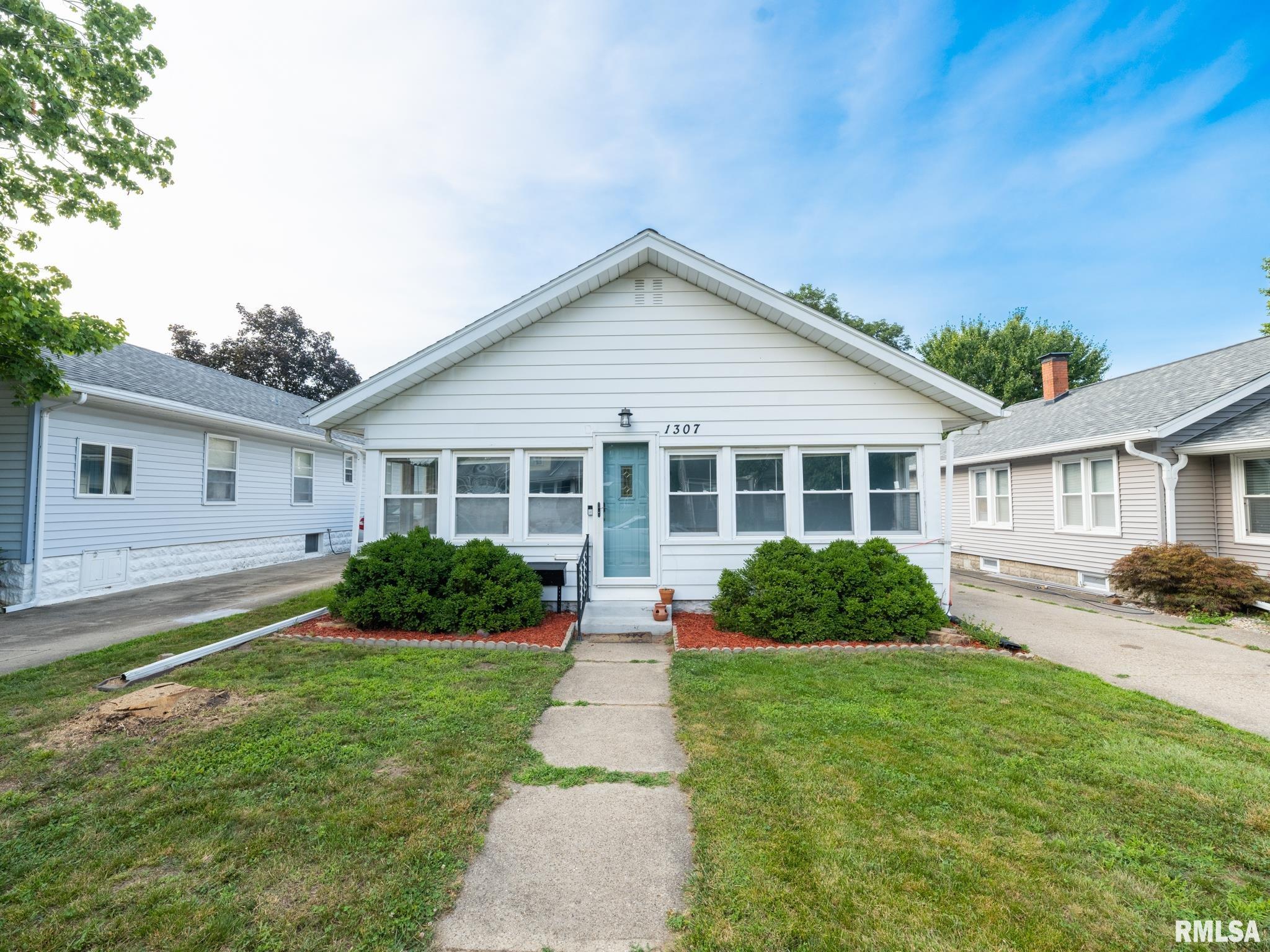 1307 State Street Pekin, IL 61554 - Photo 1 of 50