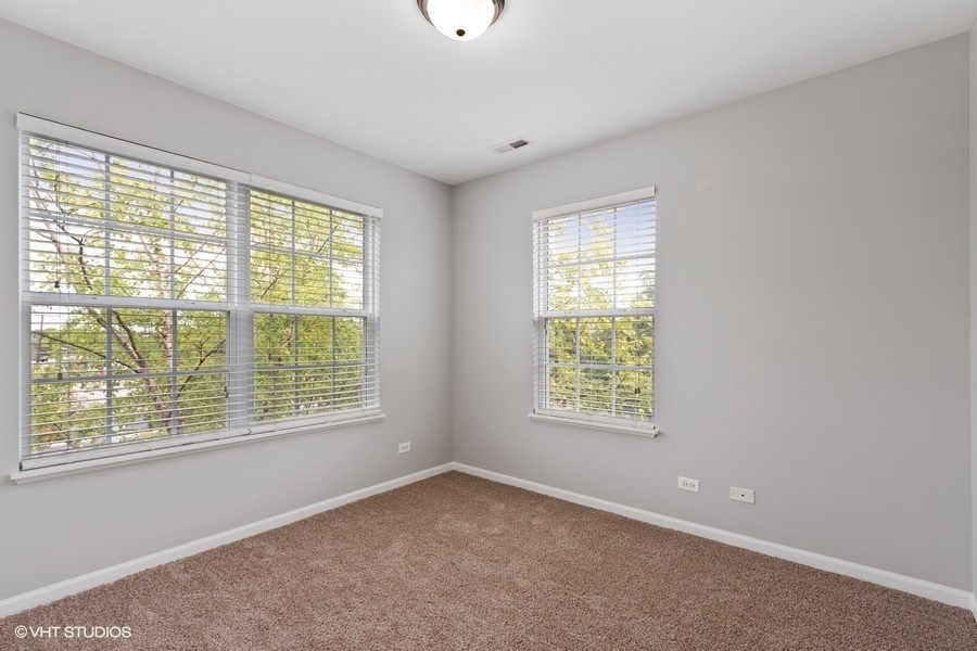205 North Louis Street, Unit E Mount Prospect, IL 60056 - Photo 21 of 35