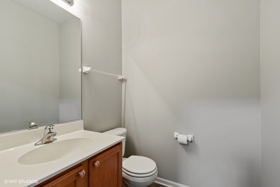 205 North Louis Street, Unit E Mount Prospect, IL 60056 - Photo 29 of 35