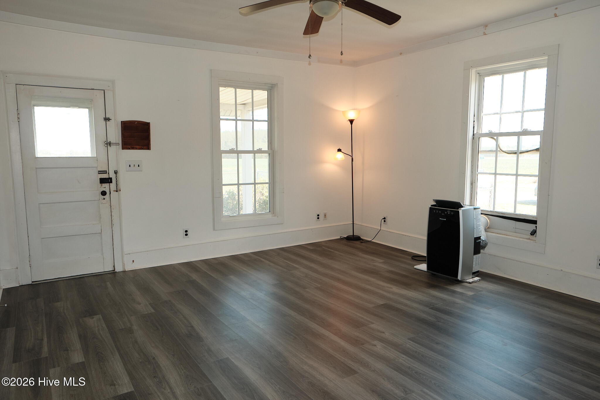 697 Okisko Road Elizabeth City, NC 27909 - Photo 16 of 24 697 Okisko Int-Ext