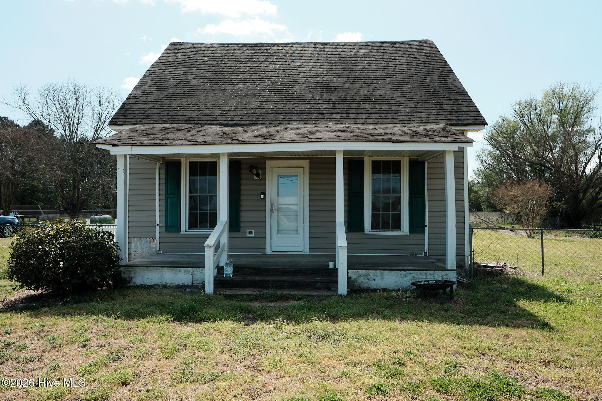 697 Okisko Road Elizabeth City, NC 27909 - Photo 2 of 24 2