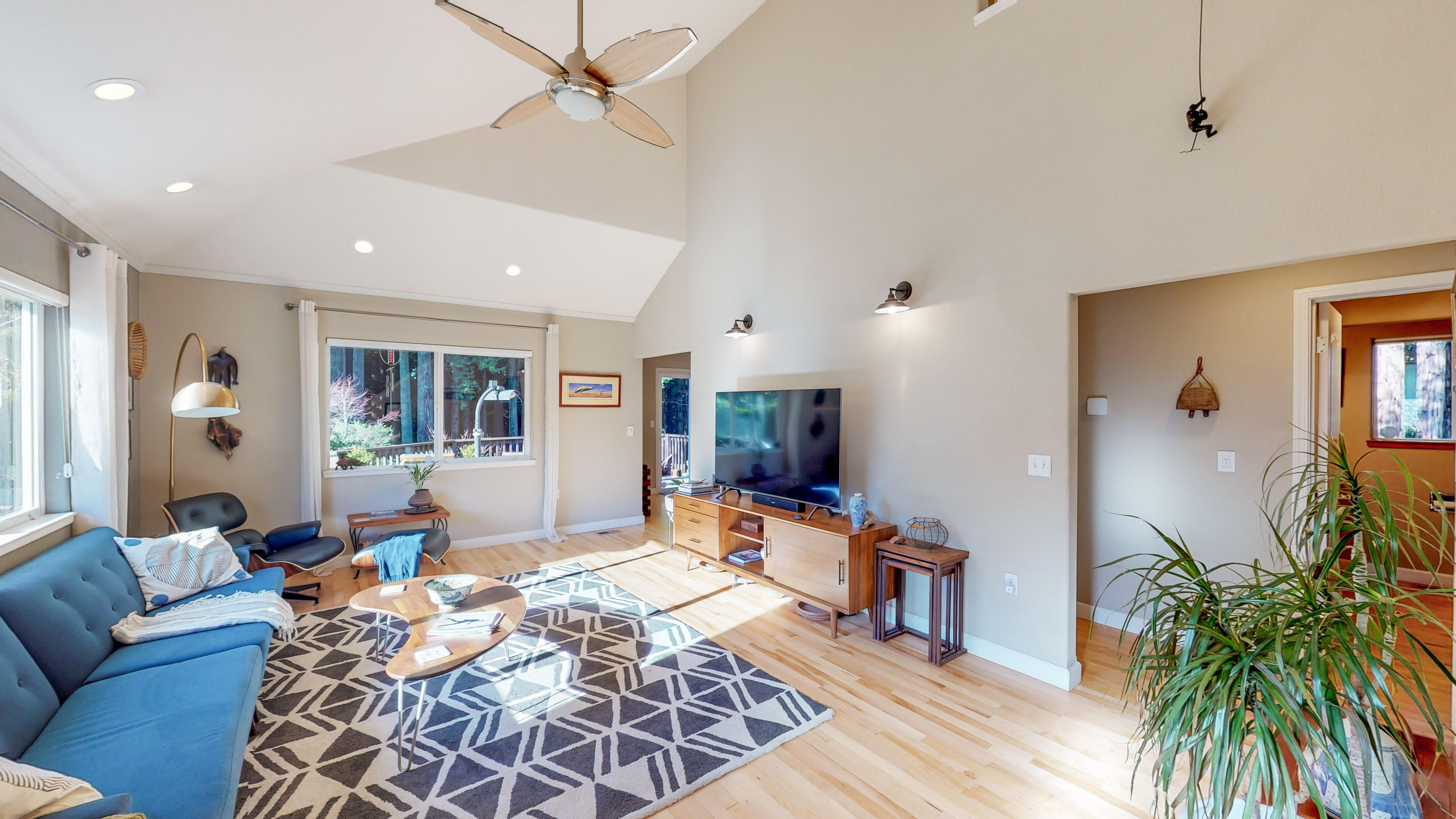 1145 Leslie Road Eureka, CA 95503 - Photo 5 of 48