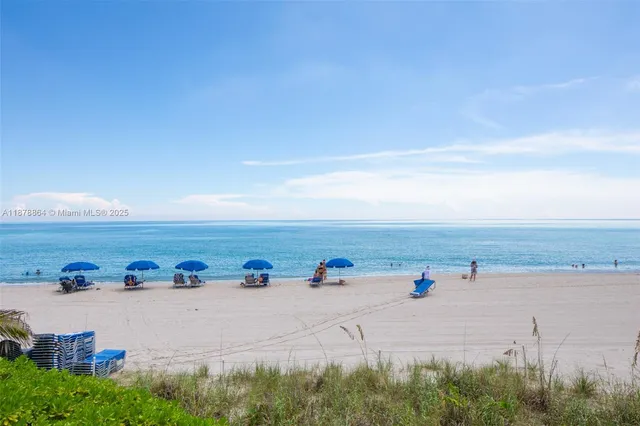 $795,000 | Oceanside, Hallandale Beach, FL 33009