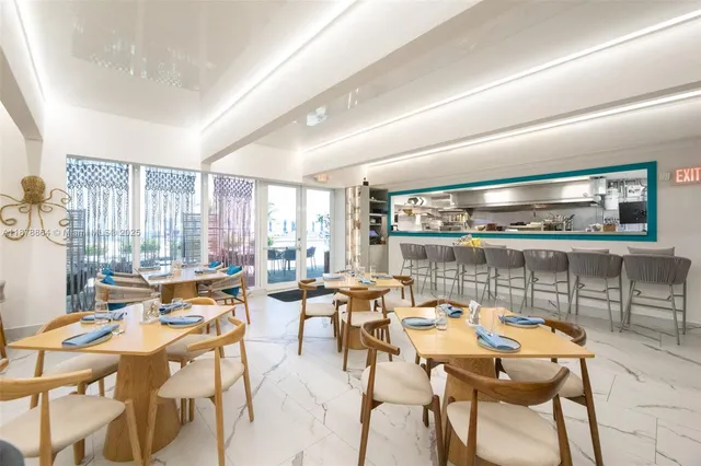 $795,000 | Oceanside, Hallandale Beach, FL 33009