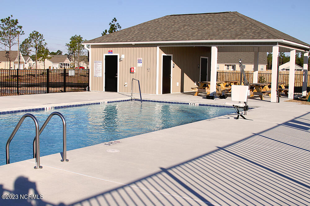 302 Basil Court Hubert, NC 28539 - Photo 31 of 34 pool