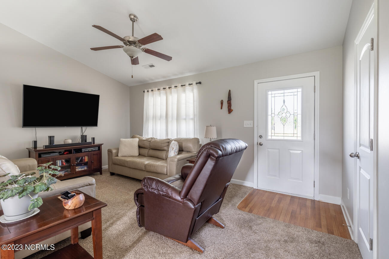 302 Basil Court Hubert, NC 28539 - Photo 6 of 34 basil-6