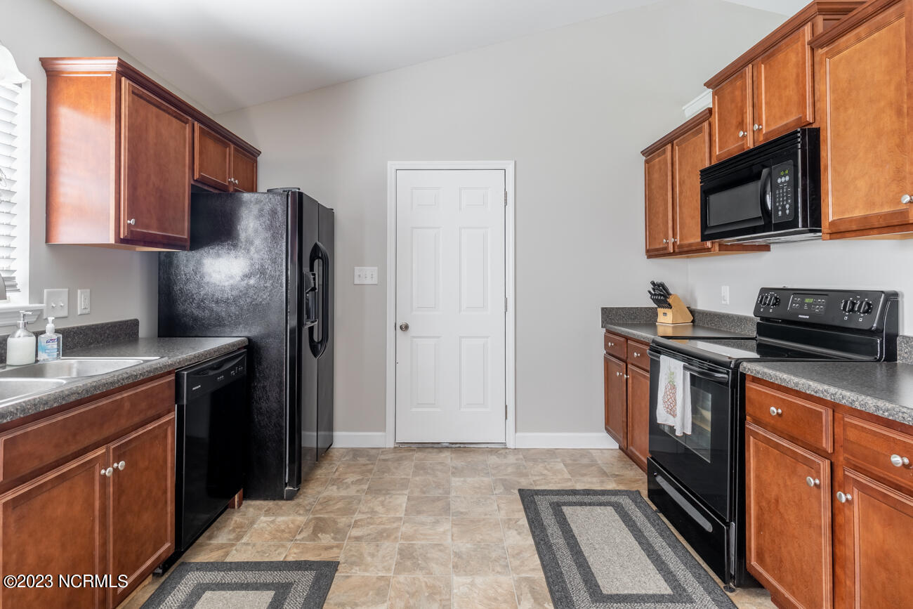 302 Basil Court Hubert, NC 28539 - Photo 10 of 34 basil-10