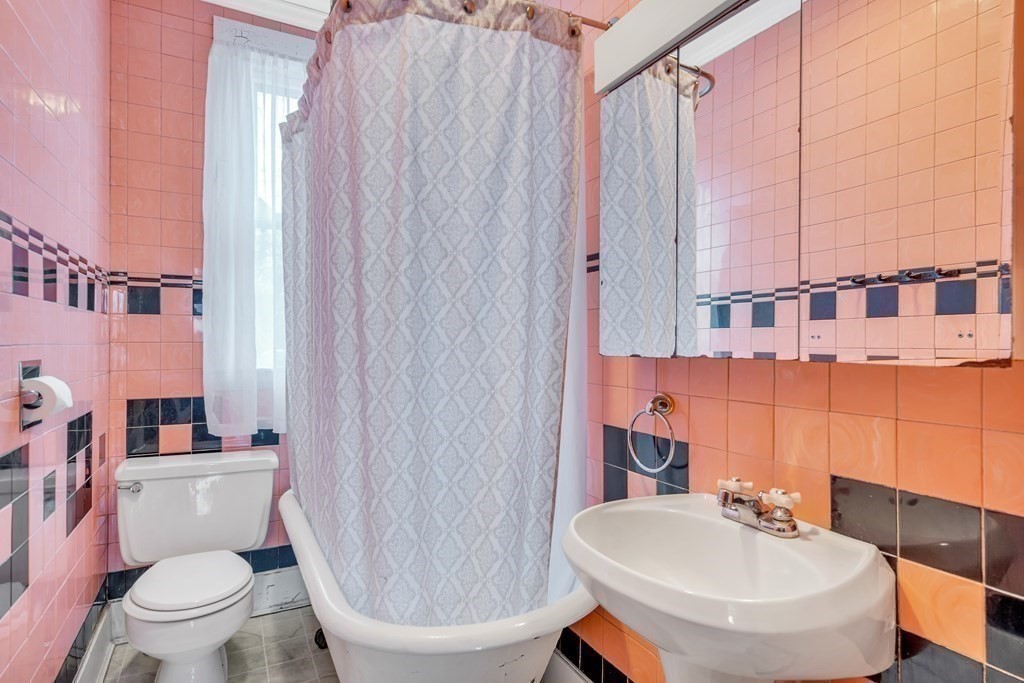 53 High Street Hudson, MA 01749 - Photo 18 of 29 Gallery Image 18
