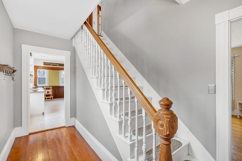 53 High Street Hudson, MA 01749 - Photo 4 of 29 Gallery Image 4