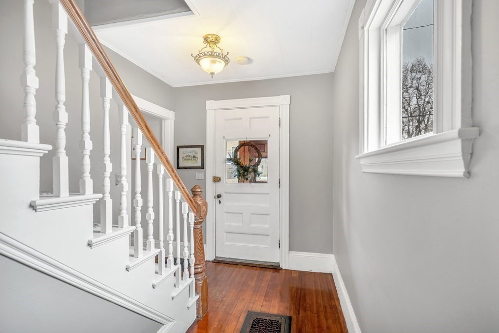 53 High Street Hudson, MA 01749 - Photo 5 of 29 Gallery Image 5