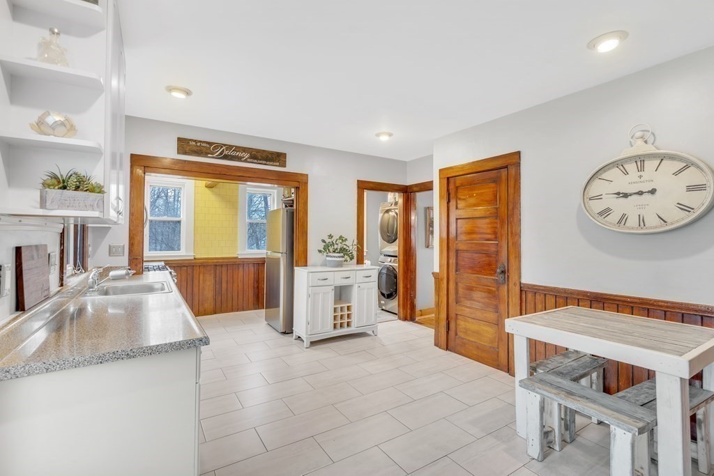 53 High Street Hudson, MA 01749 - Photo 6 of 29 Gallery Image 6