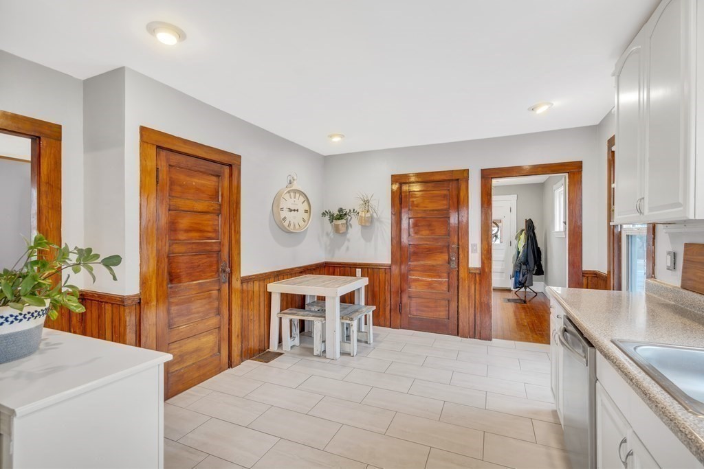 53 High Street Hudson, MA 01749 - Photo 9 of 29 Gallery Image 9