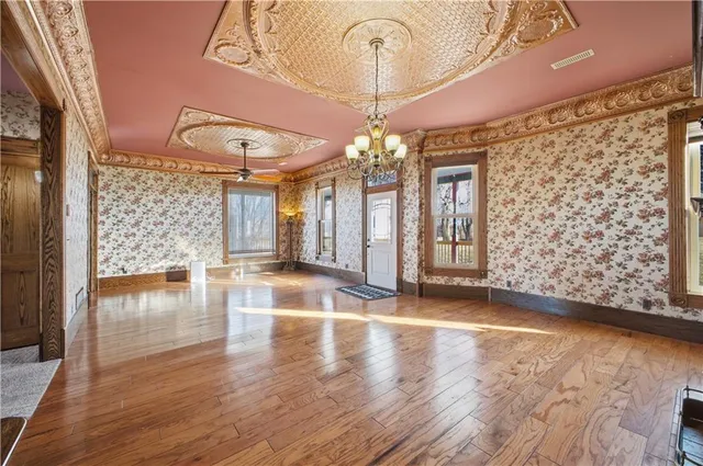 $290,000 | 490 East Main Street, Fillmore, MO 64449