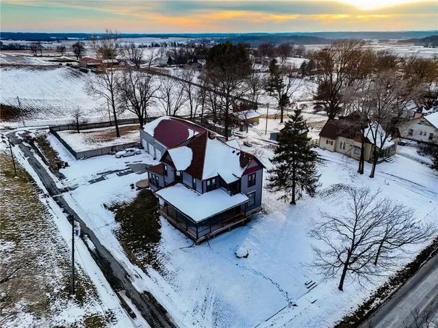 $290,000 | 490 East Main Street, Fillmore, MO 64449