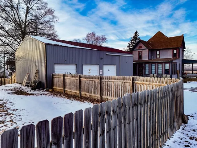 $290,000 | 490 East Main Street, Fillmore, MO 64449