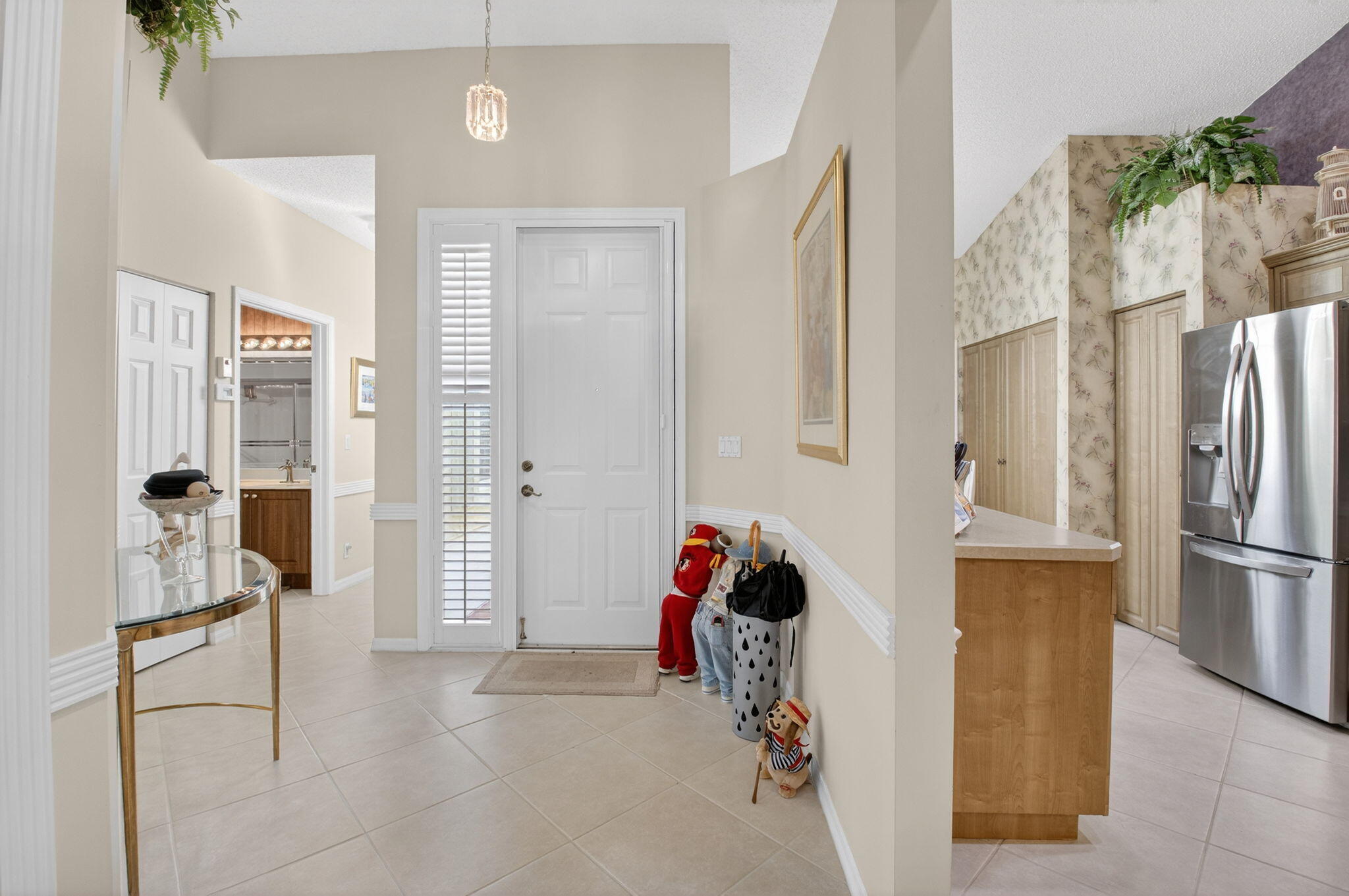 6165 Petunia Road Delray Beach, FL 33484 - Photo 4 of 68 Foyer