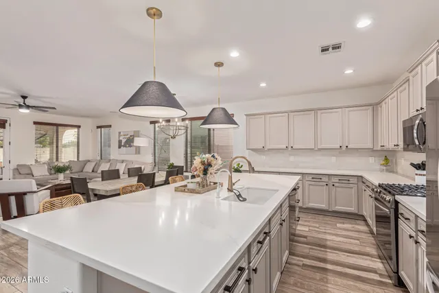 $879,500 | 3705 East Bartlett Way, Chandler, AZ 85249