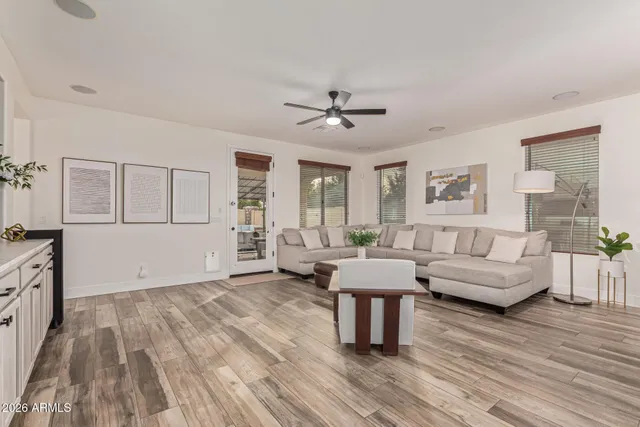 $879,500 | 3705 East Bartlett Way, Chandler, AZ 85249