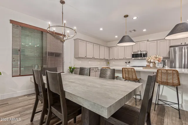 $879,500 | 3705 East Bartlett Way, Chandler, AZ 85249