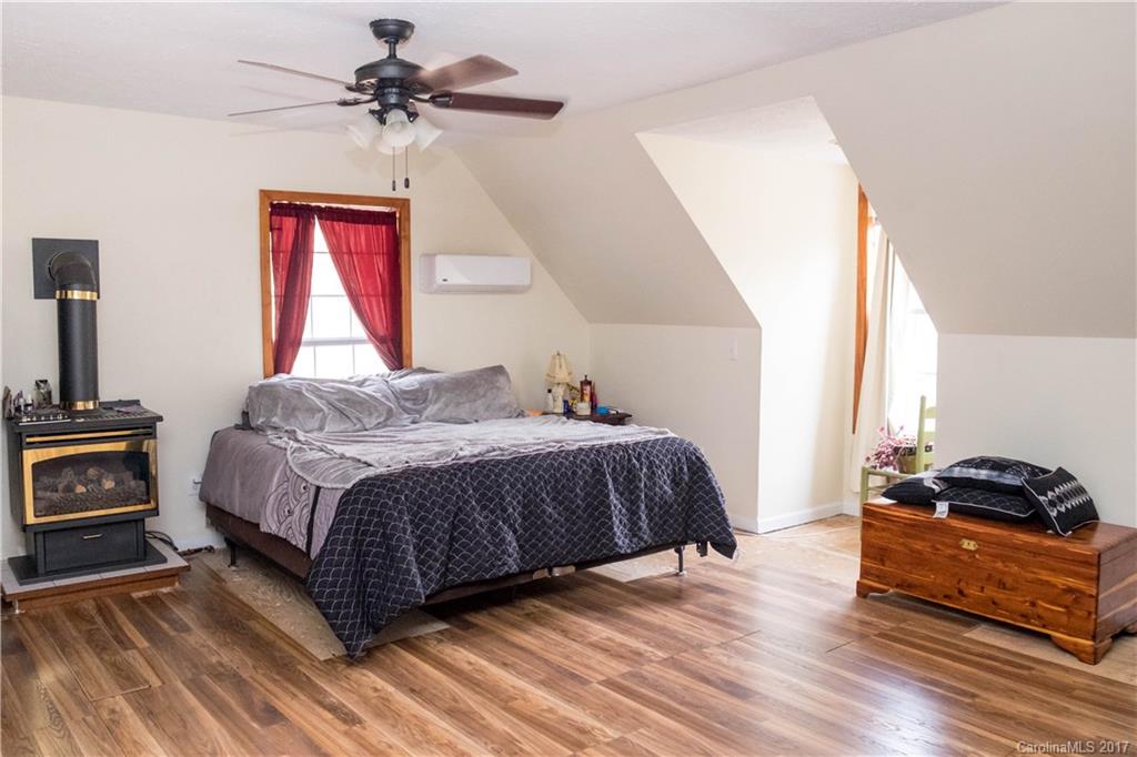 900 Long Branch Road Swannanoa, NC 28778 - Photo 12 of 23 Gallery Image 12