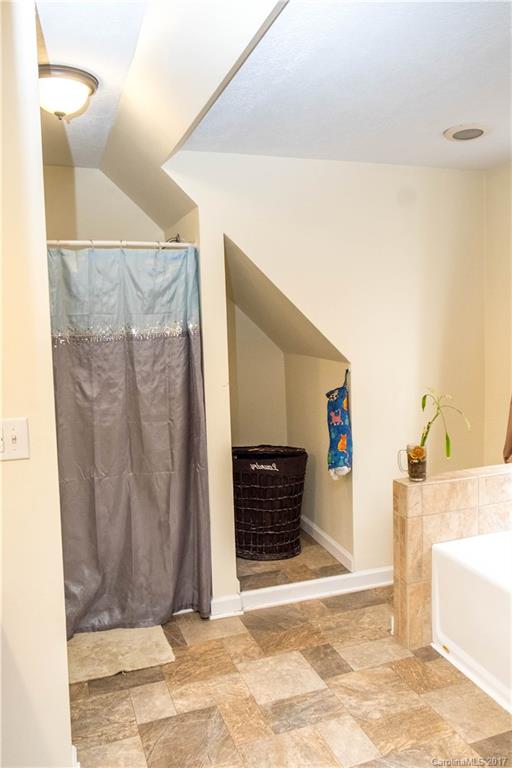 900 Long Branch Road Swannanoa, NC 28778 - Photo 10 of 23 Gallery Image 10