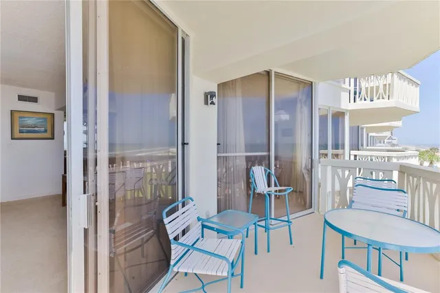 $575,000 | 1133 Ocean Shore Boulevard, Unit 303, Ormond Beach, FL 32176