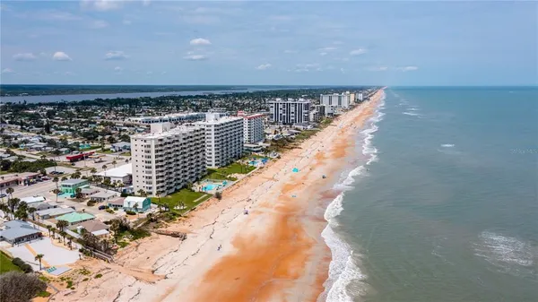 $575,000 | 1133 Ocean Shore Boulevard, Unit 303, Ormond Beach, FL 32176