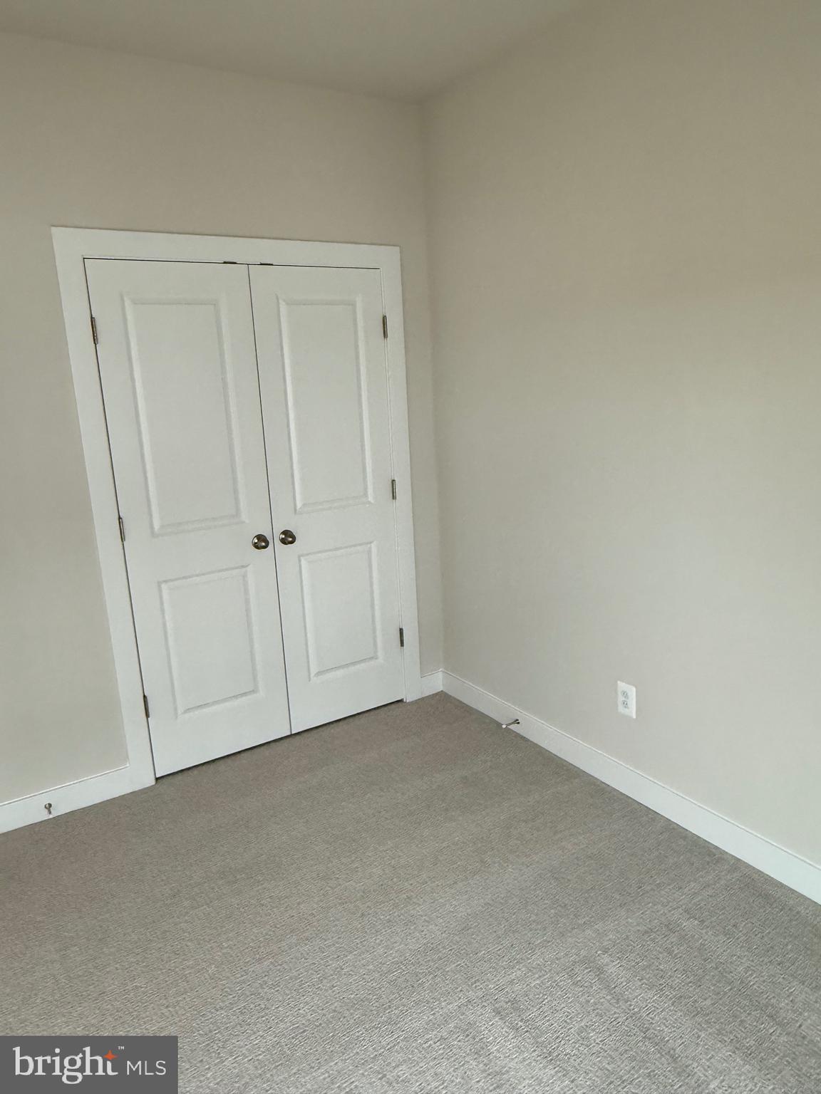 45203 Drowes Terrace Sterling, VA 20166 - Photo 12 of 19 a view of an empty room