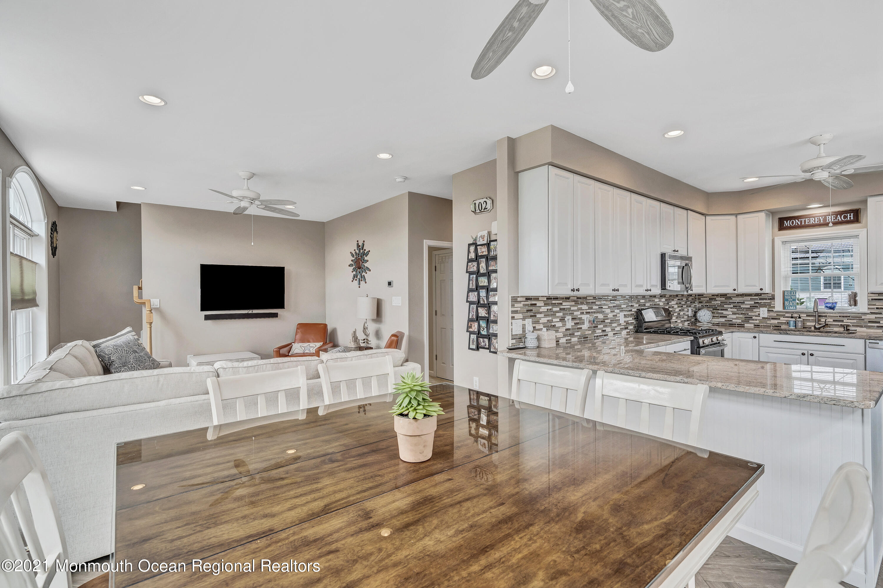 102 Del Monte Road Lavallette, NJ 08735 - Photo 11 of 58 4 (3)