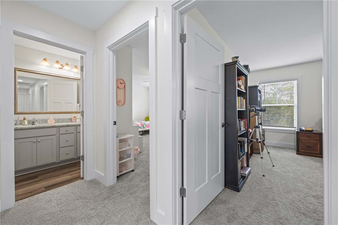 707 Comet View Court Westminster, SC 29693 - Photo 30 of 49