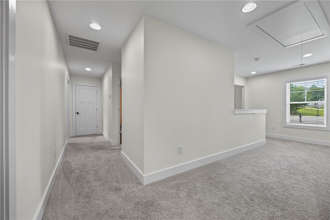 707 Comet View Court Westminster, SC 29693 - Photo 31 of 49