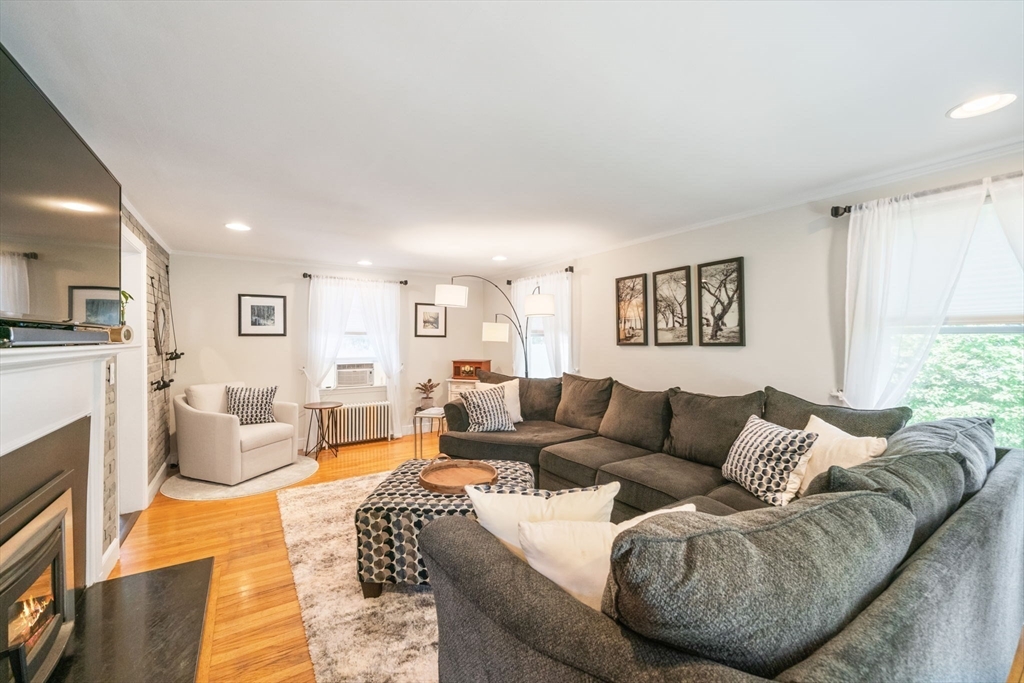 32 Anawan Road North Attleboro, MA 02760 - Photo 15 of 42