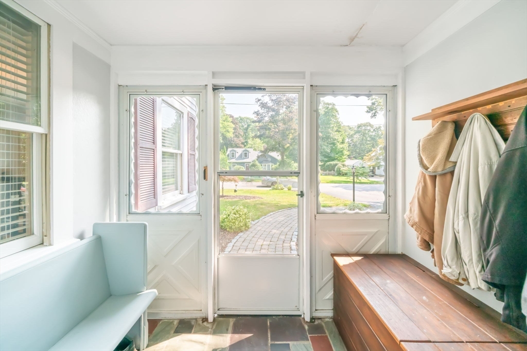 32 Anawan Road North Attleboro, MA 02760 - Photo 7 of 42