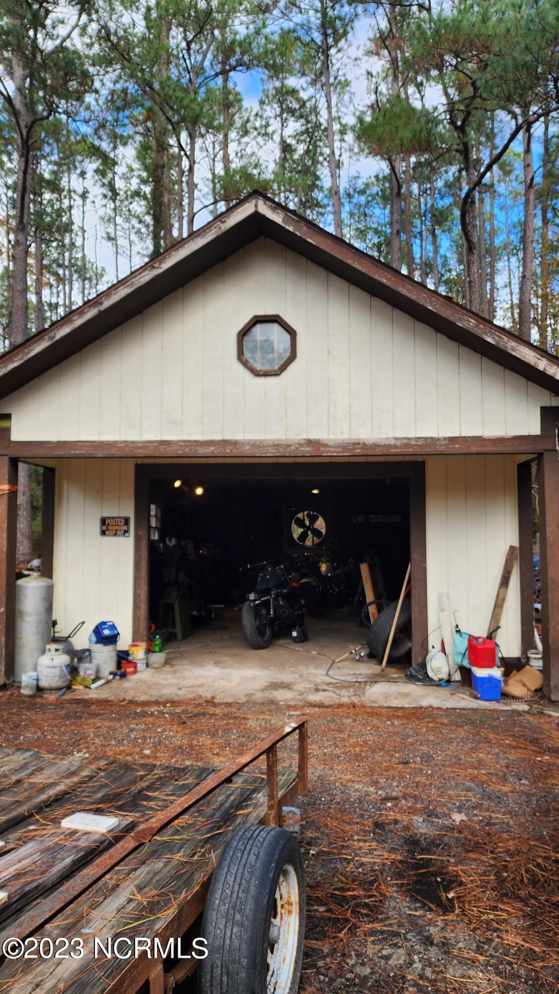 184 North Pigott Road Gloucester, NC 28528 - Photo 3 of 8 Detached Garage/Workshop