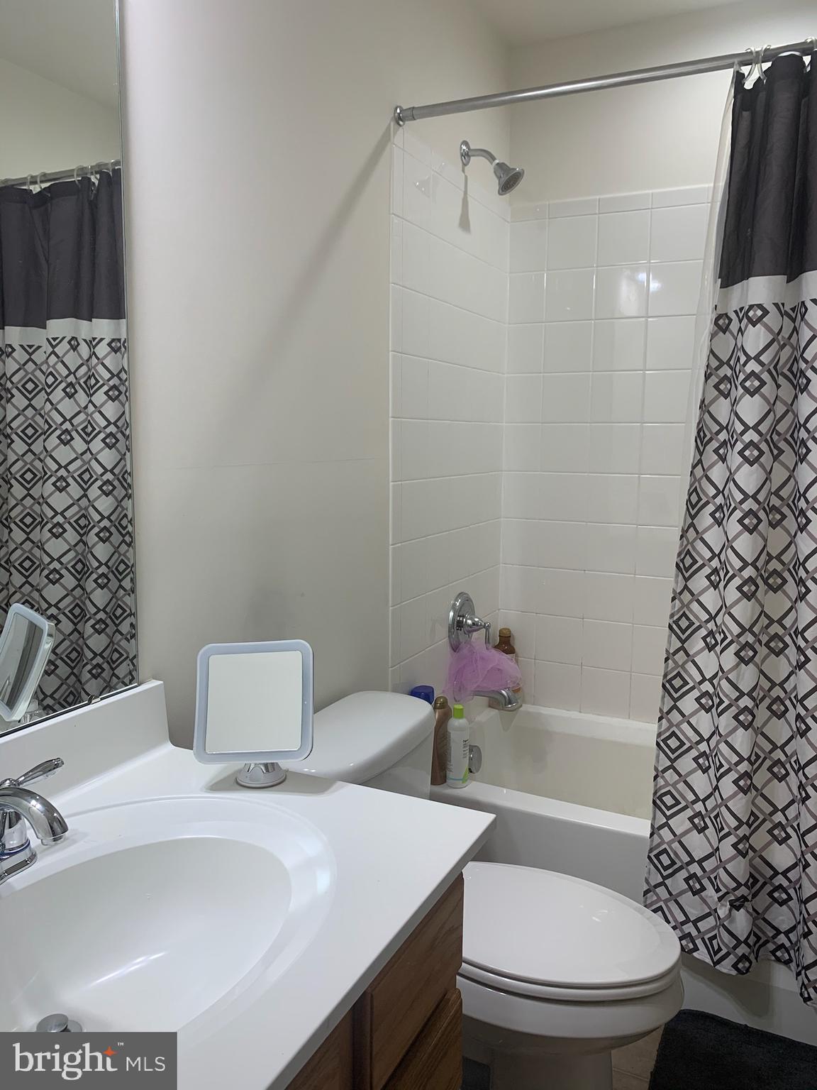 103 Alba Road, Unit 101 Fredericksburg, VA 22405 - Photo 17 of 22 Main Bathroom
