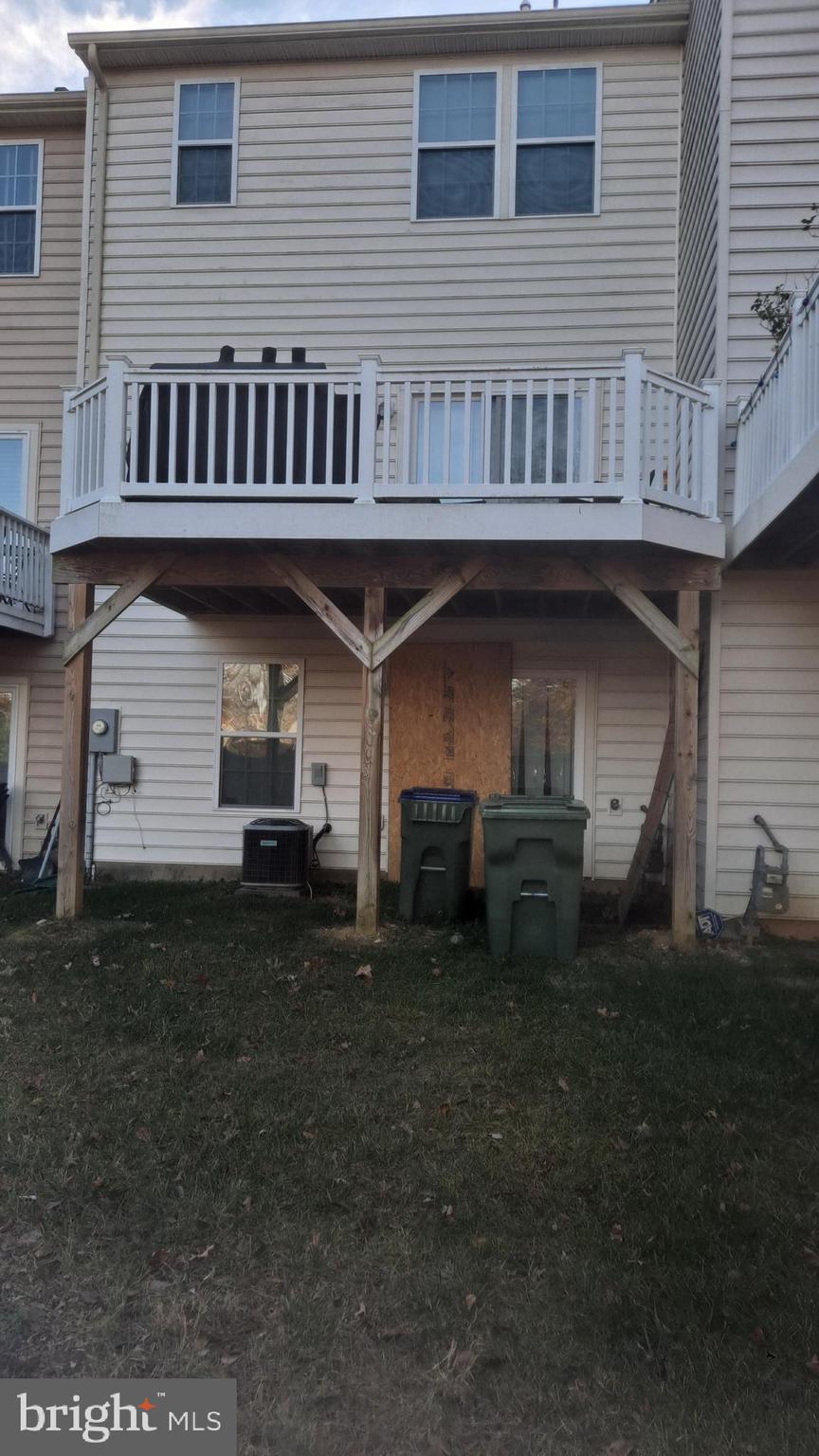 103 Alba Road, Unit 101 Fredericksburg, VA 22405 - Photo 21 of 22 Rear View
