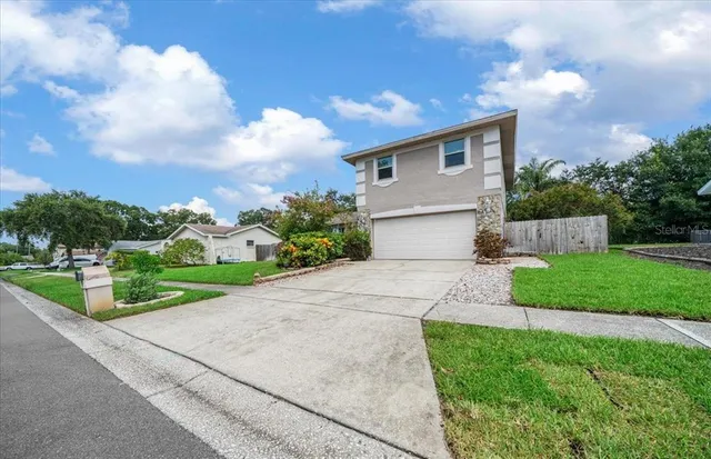 $565,000 | 2589 Knoll Street West, Palm Harbor, FL 34683