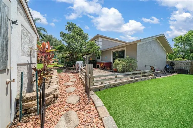 $565,000 | 2589 Knoll Street West, Palm Harbor, FL 34683