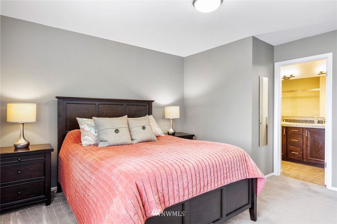 6530 High Point Drive Southwest Seattle, WA 98126 - Photo 22 of 34 Gallery Image 22