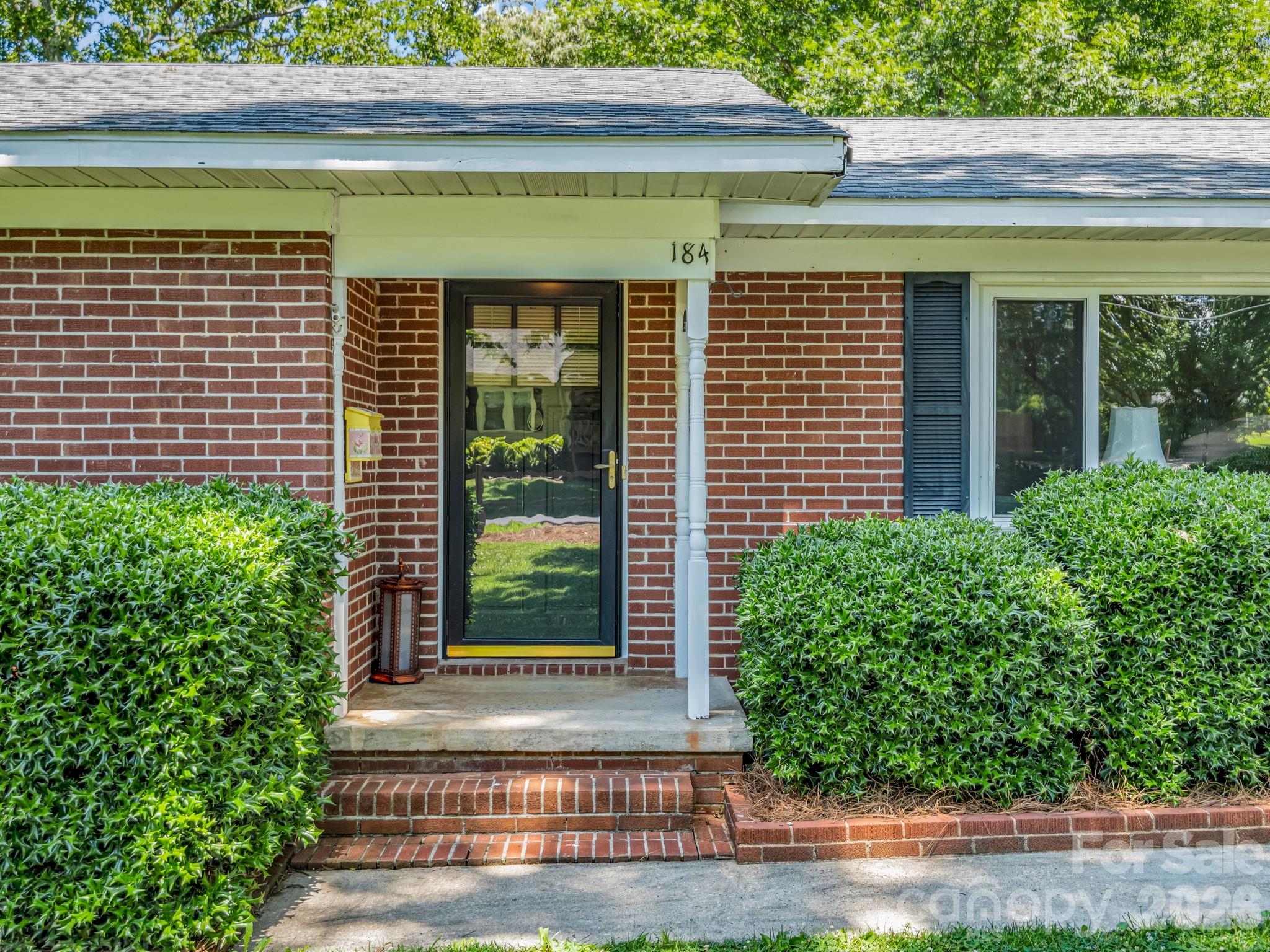 184 Edwards Street Rutherfordton, NC 28139 - Photo 8 of 47