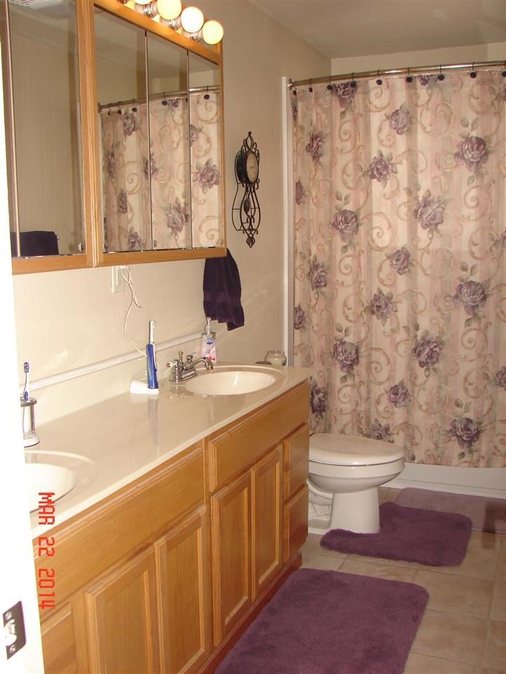513 South Hickory Street Riverside, IA 52327 - Photo 16 of 25 Gallery Image 16