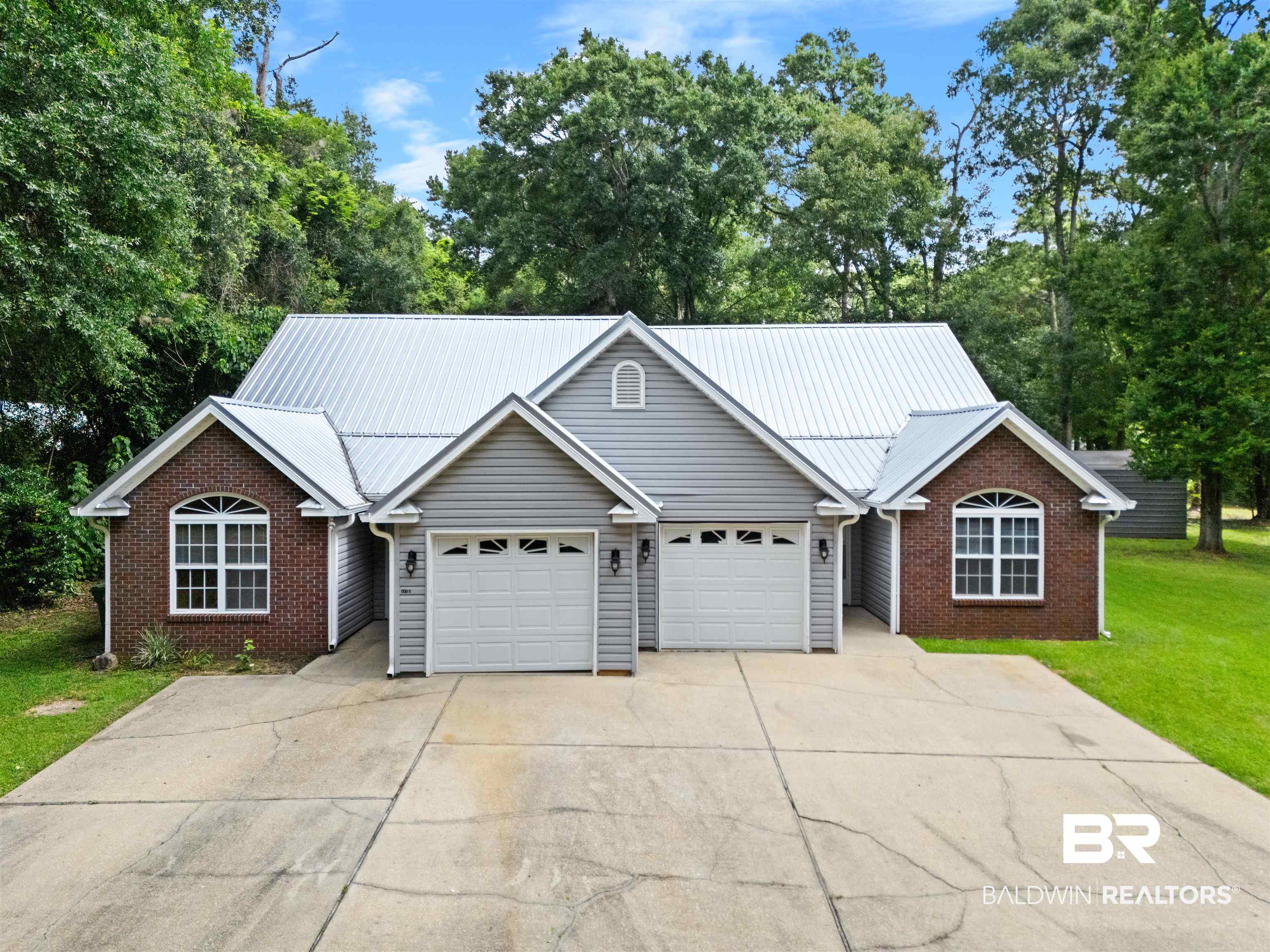 16985 Highway 104 Silverhill, AL 36576 - Photo 2 of 47