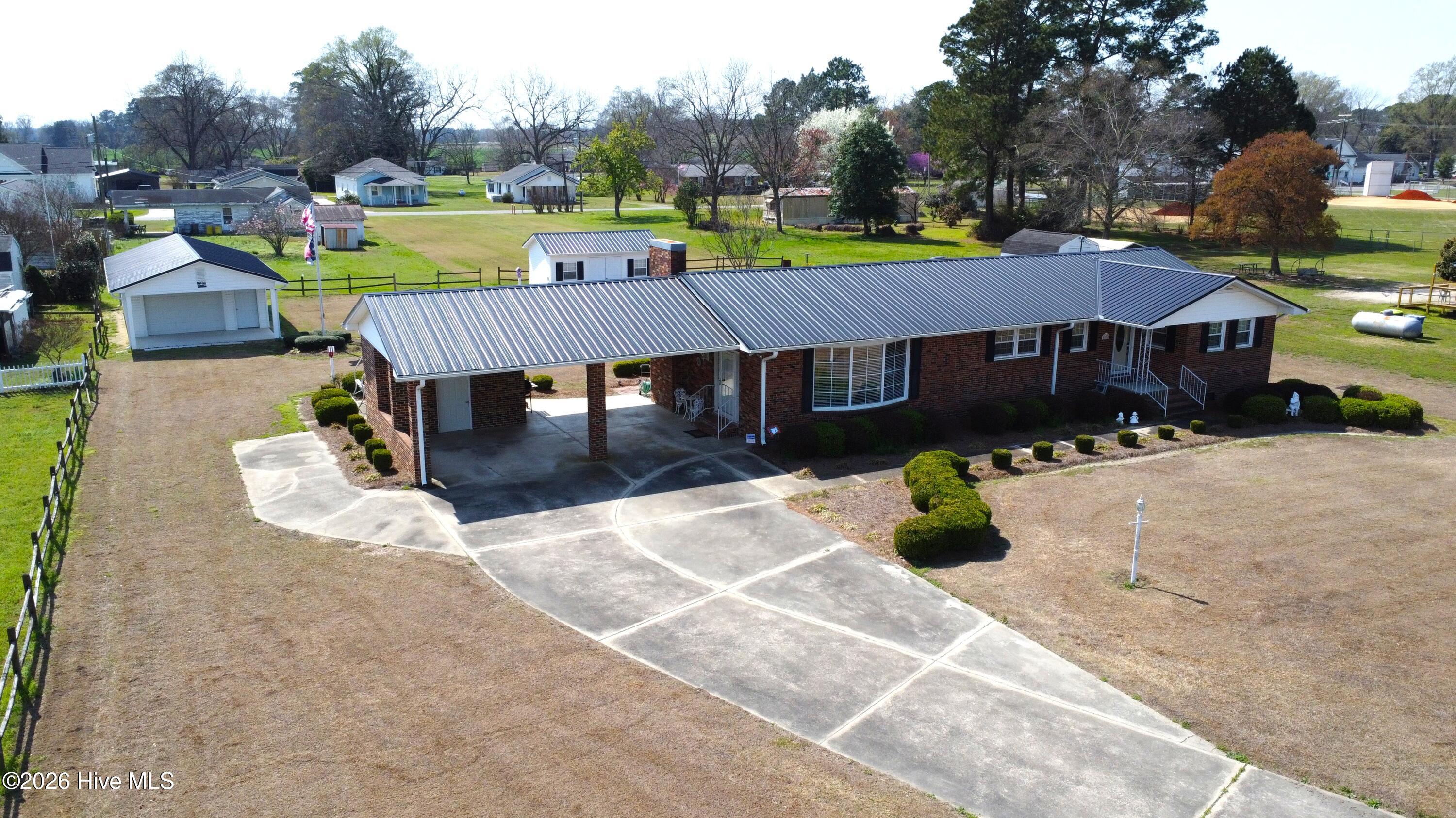 226 Trade Street Calypso, NC 28365 - Photo 4 of 54 DJI_0916