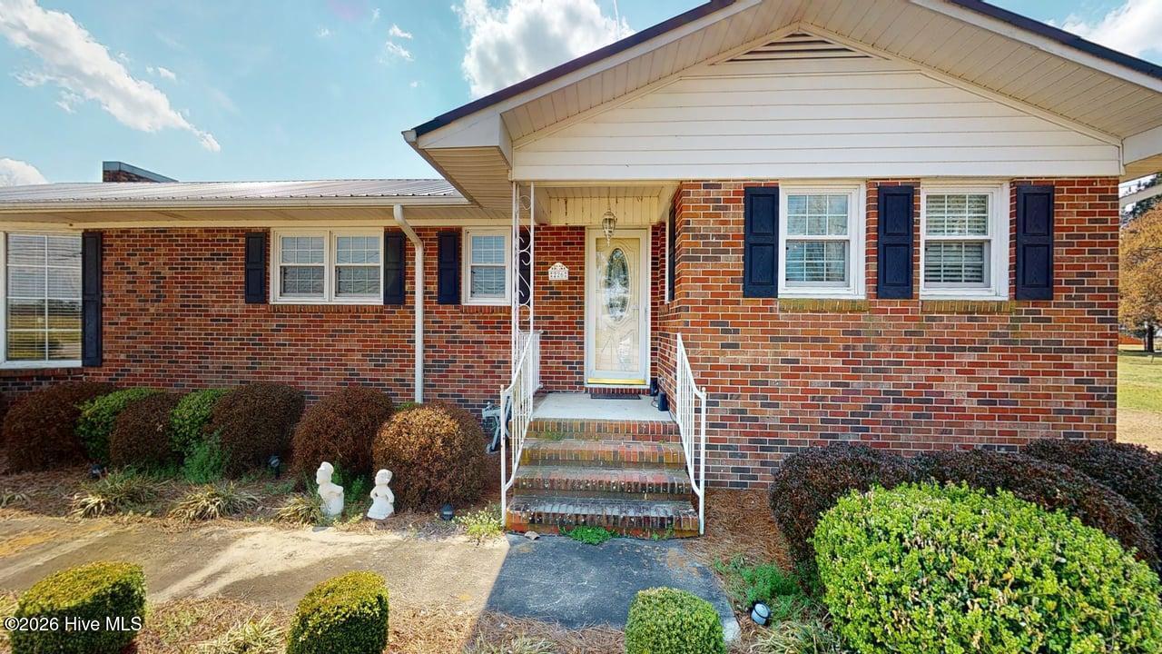 226 Trade Street Calypso, NC 28365 - Photo 6 of 54 PN-226-Trade-St-Calypso-03122026_123751