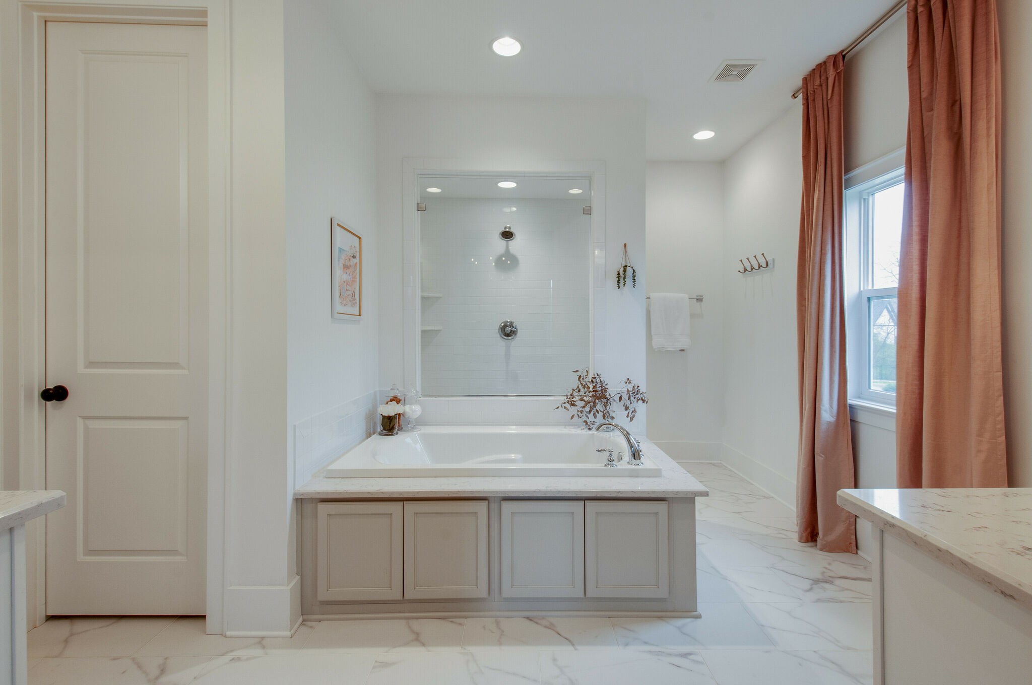 430 Beamon Drive Franklin, TN 37064 - Photo 27 of 62 a spacious bathroom with a sink a mirror and a bathtub