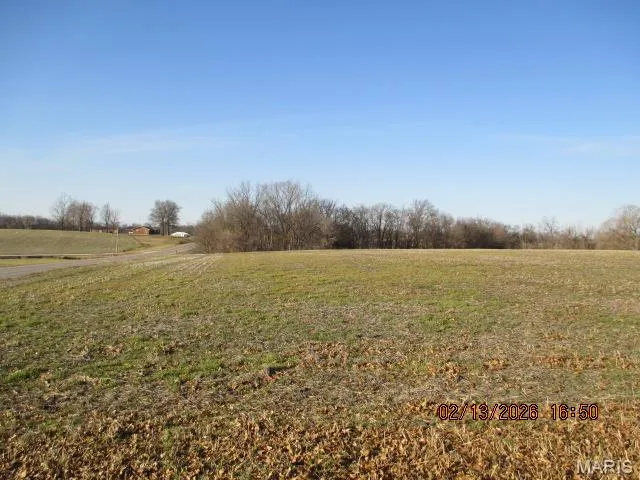 $826,500 | 8160 North Highway 61, Perryville, MO 63775