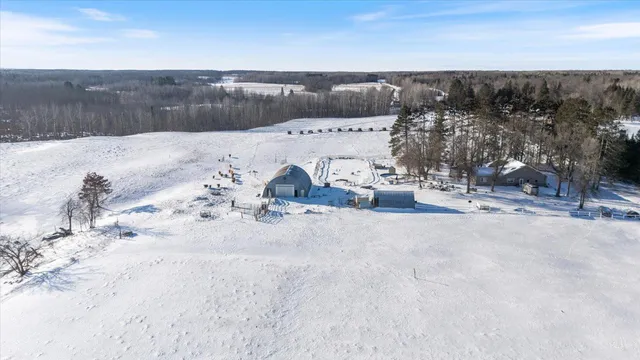 $399,999 | 13601 East County Road 578, Goodland, MN 55742