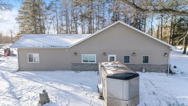 $399,999 | 13601 East County Road 578, Goodland, MN 55742