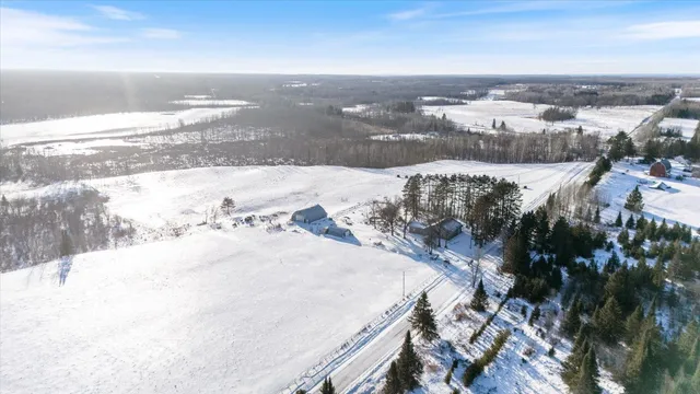 $399,999 | 13601 East County Road 578, Goodland, MN 55742