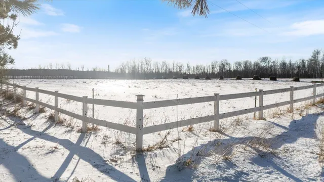 $399,999 | 13601 East County Road 578, Goodland, MN 55742